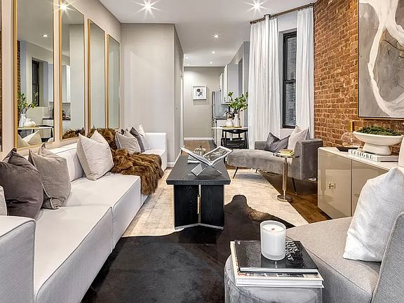 3rd image of 244 W 22nd St APT 2B