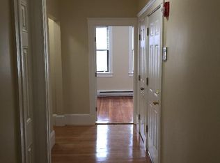 887-889 Huntington Ave #4, Boston, MA 02115