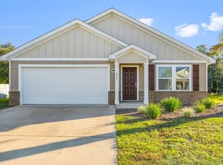 698 Whispering Creek Ave, Freeport, FL 32439