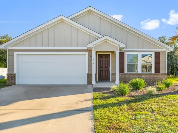 698 Whispering Creek Ave, Freeport, FL 32439