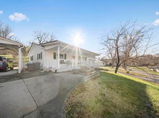 705 Oak St, Grayson, KY 41143