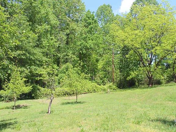 4th image of 138 Pinoak Dr