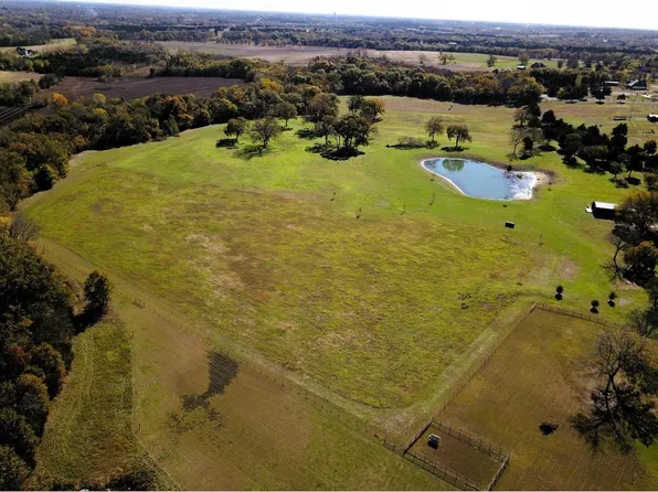 2000 N Lincoln Park Rd, Van Alstyne, TX 75495