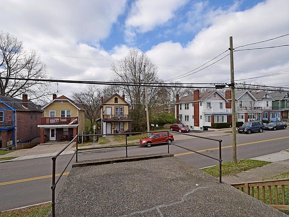 5th image of 608 Trenton Ave