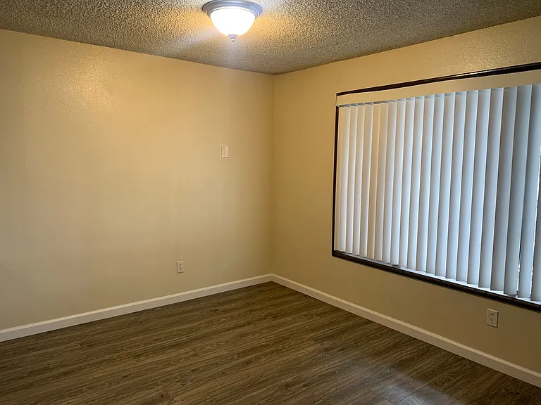 3909 Ocean Beach Hwy — Photo 3
