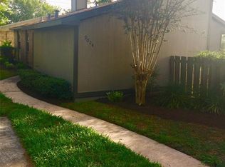 9024 Kerrwood Ln, Houston, TX 77080