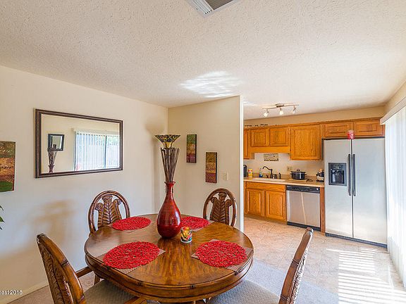 5th image of 3212 Vista Oaks Cir NE