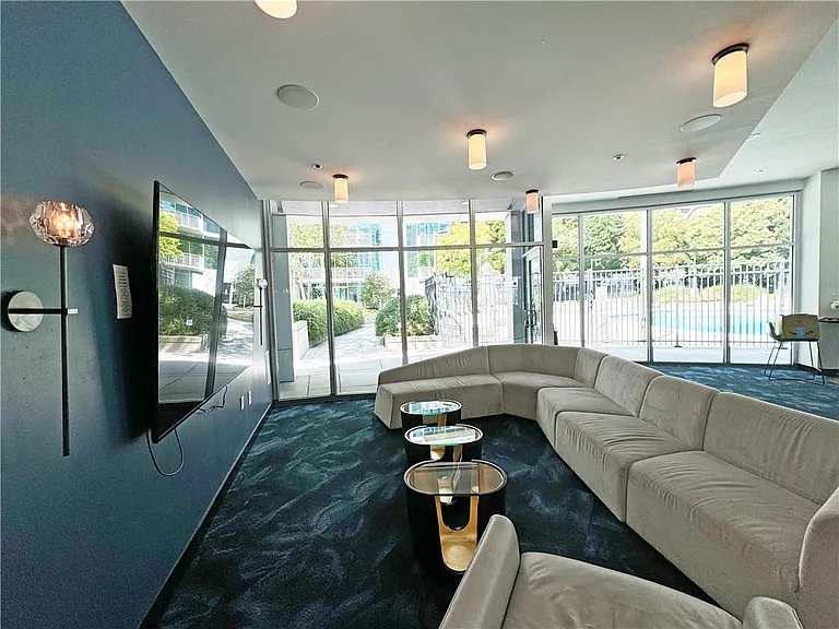 44 Peachtree Pl NW #929 — Photo 23