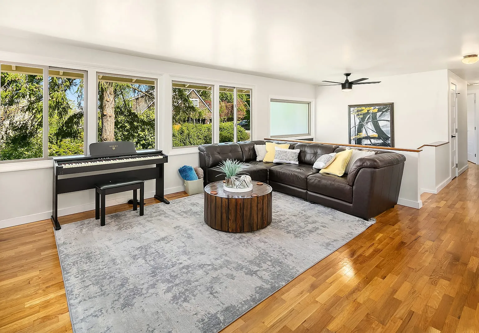 4 bed, 1840 sqft, $9,000 — Photo 4