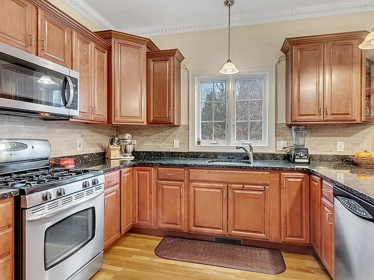 1 Charles Ridge Rd #C — Photo 6