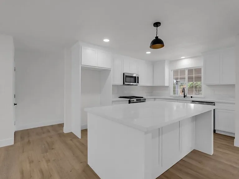 3004 Stafford Way — Photo 4