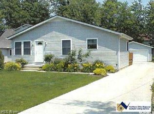 Ridgewood St, Lorain, OH 44055