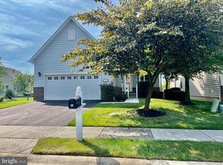 96 Devalinder Dr, Newark, DE 19702