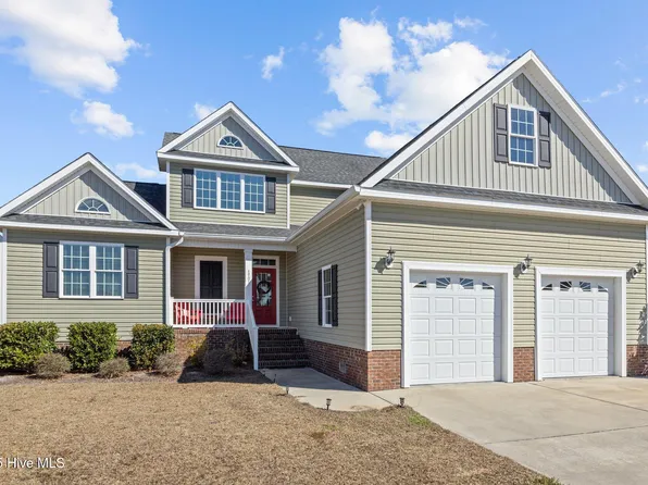 1701 Ivory Gull Drive, Morehead City, NC 28557