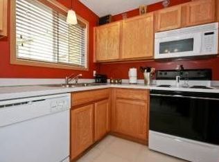 7754 Arboretum Vilg Cir, Chanhassen, MN 55317