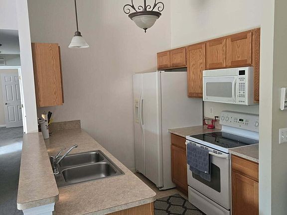 3rd image of 1429 Duncan Dr