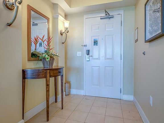 4th image of 200 Ocean Crest Dr APT 919
