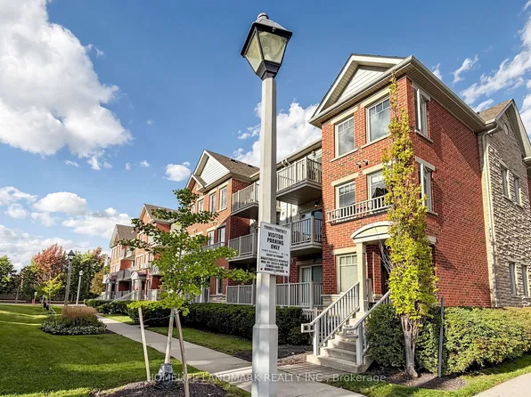 3250 Bentley Dr #68, Mississauga, ON L5M 0P7