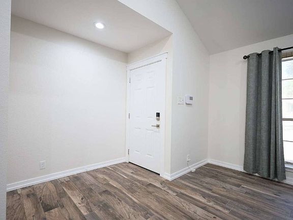 5th image of 8605 Wood Peak