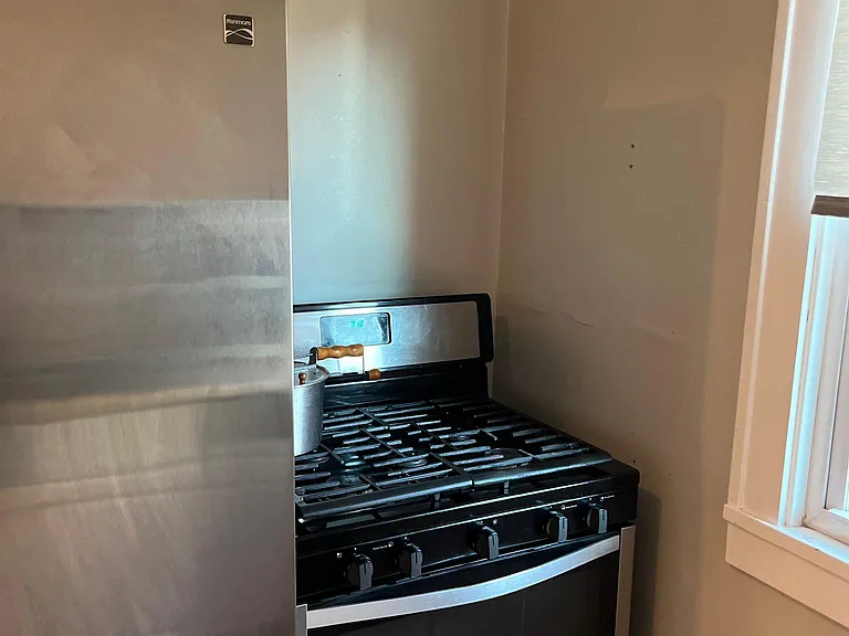 153 Springville Ave #LOWER — Photo 9