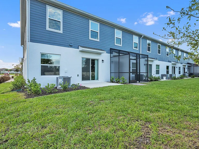 2827 Narcoossee Commons Way — Photo 31