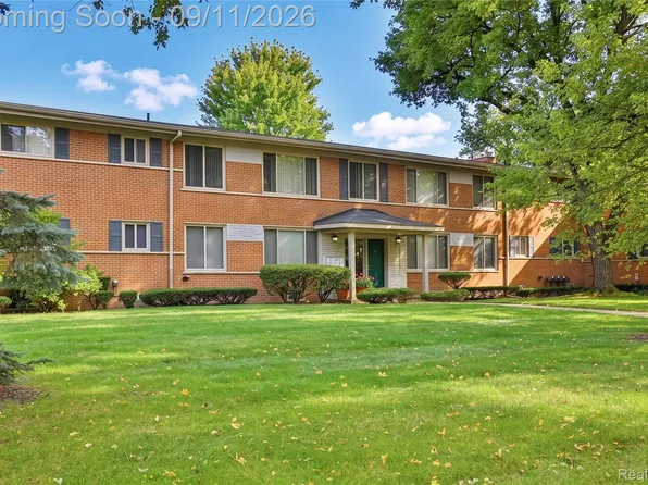 1155 Derby Rd APT 4, Birmingham, MI 48009