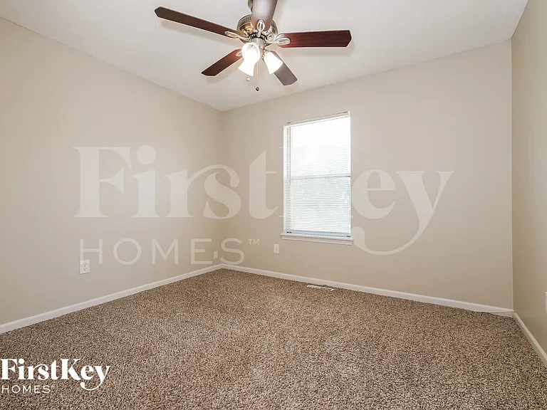 804 Covey Dr — Photo 11