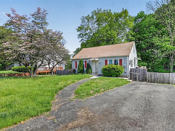 2nd image of 20 Hilltop Drive