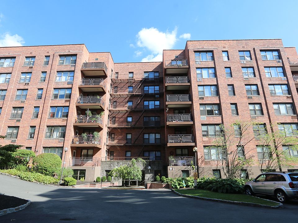 1st image of 119 S Highland Ave APT 2C