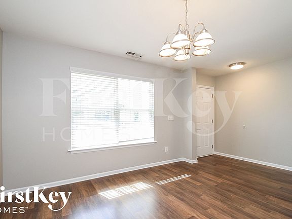5th image of 3619 Sweet Birch Dr
