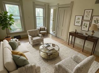 Private 2 Bedroom Cottage with Fenced Yard & In-Unit Laundry Prime East Side Location!, Milwaukee, WI 53211