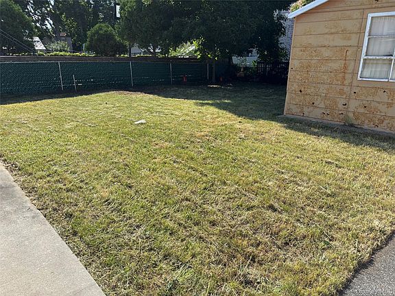 4th image of 3251 Fairmount Avenue