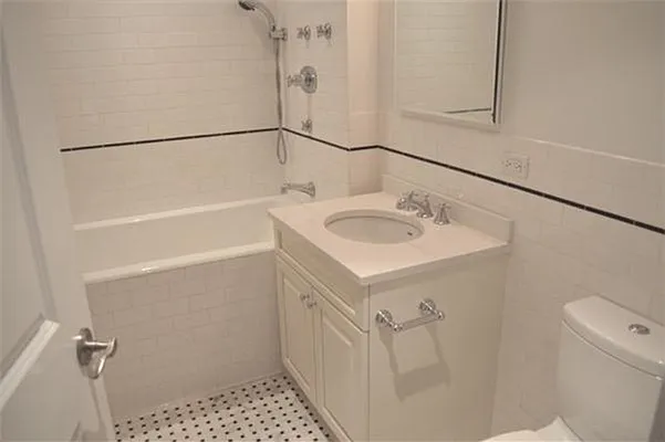 Rented by essential NEW YORK Real Estate | media 14