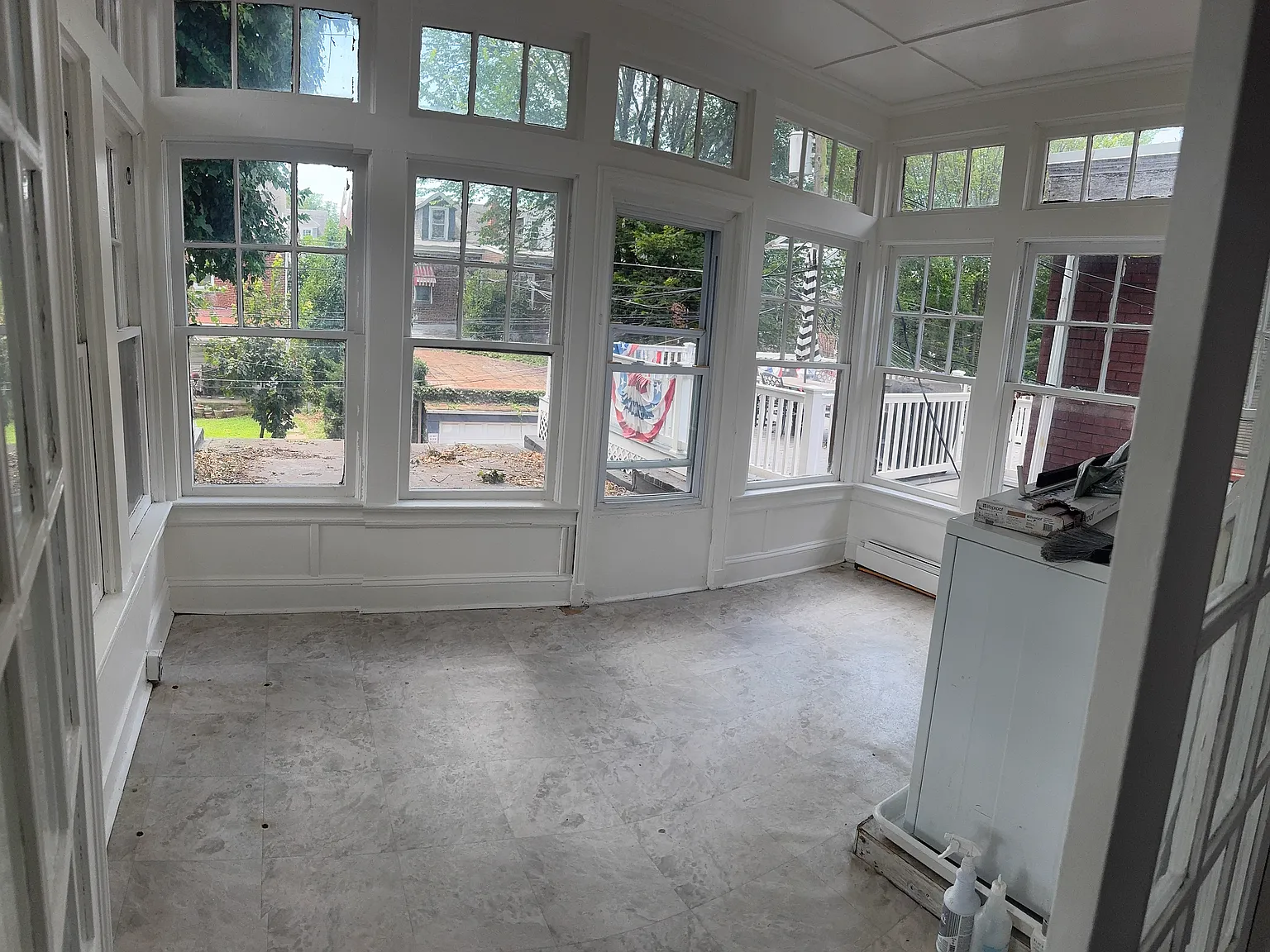 4 bed, 1200 sqft, $2,300 — Photo 3
