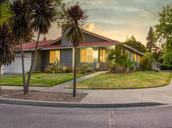 3793 Clara Court, Napa, CA 94558