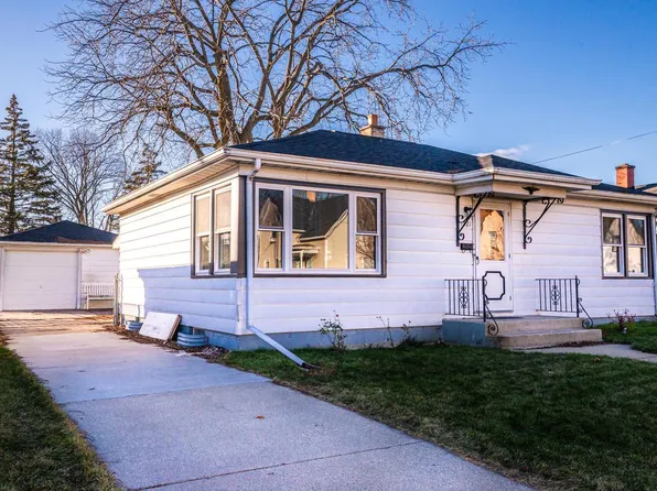 1221 English STREET, Racine, WI 53402