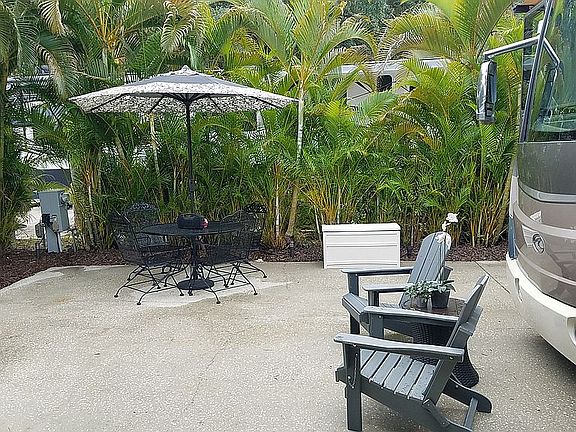 3rd image of 443 Waterway Dr