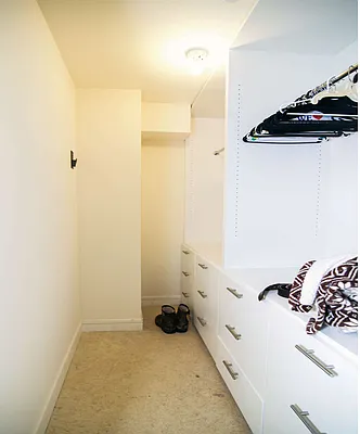 Rented by Nooklyn NYC LLC | media 34