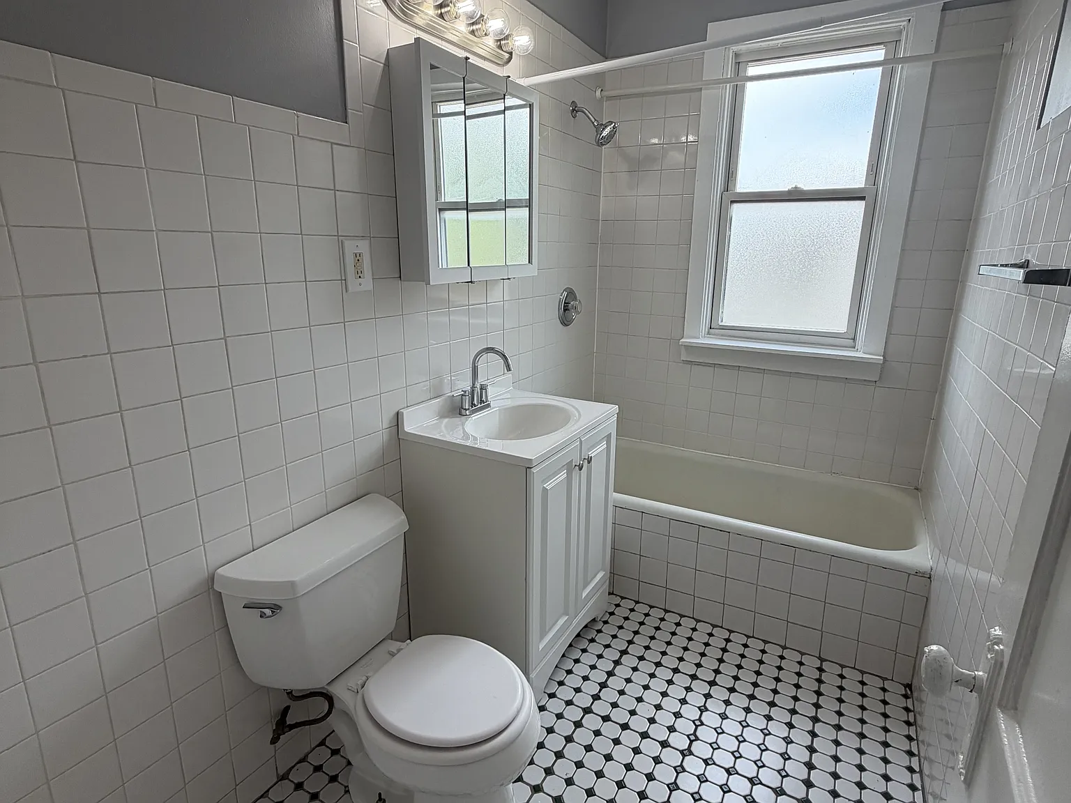 2730 Ridgeland Avenue - 17 — Photo 3