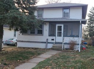 415 S Dixon Ave, Dixon, IL 61021