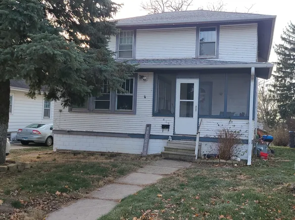 415 S Dixon Ave, Dixon, IL 61021