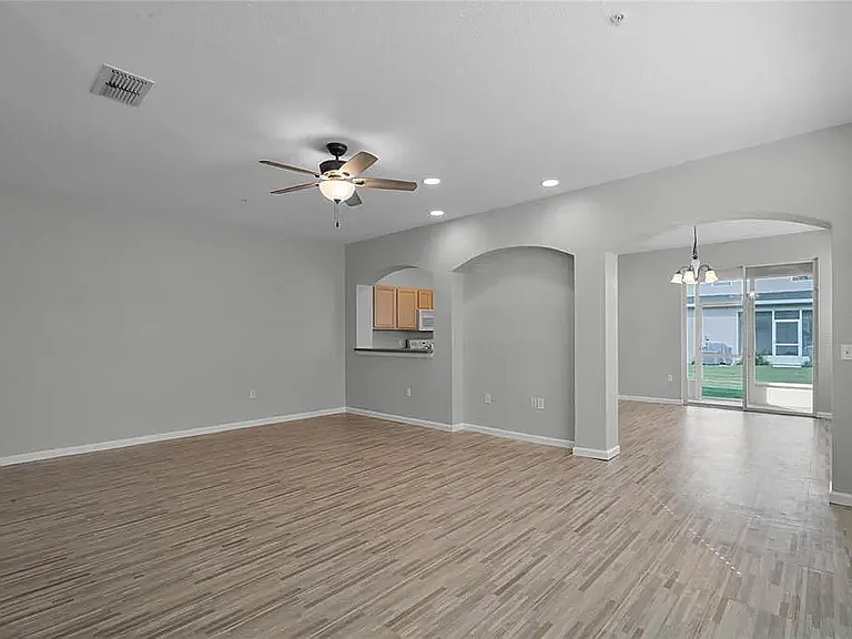 1349 Falling Star Ln — Photo 9