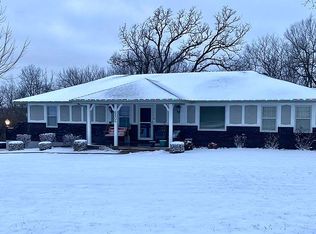 6806 Renner Rd, Shawnee, KS 66217