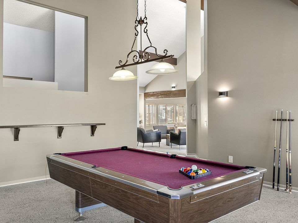 Clubhouse with Pool Table at Horizon East Apartments.