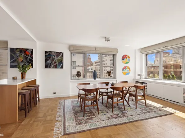 650 Park Avenue image 10 of 11