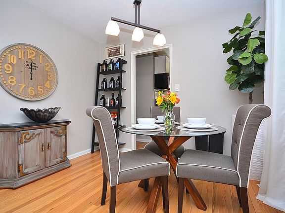 4th image of 349 Bloomfield Ave #110