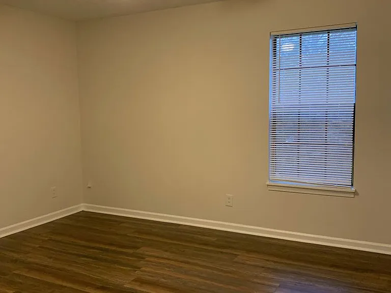 Spruill Townhomes I — Photo 7