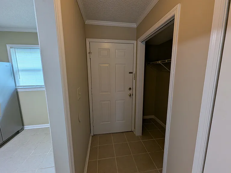2505 W Broad St #326 — Photo 2