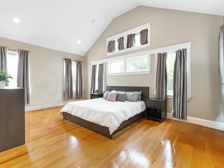 37 Sassamon Ave — Photo 12