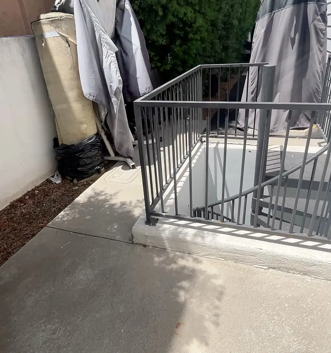 4223 Ince Blvd — Photo 2